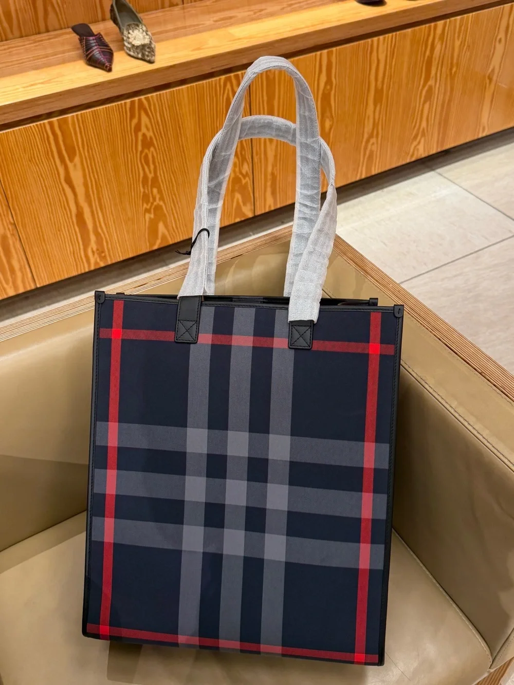 Burberry blue checked print tote waterproof NEW